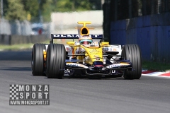 080827pb_monza_f1test_051