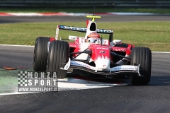 080827pb_monza_f1test_100