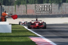 080827pb_monza_f1test_109