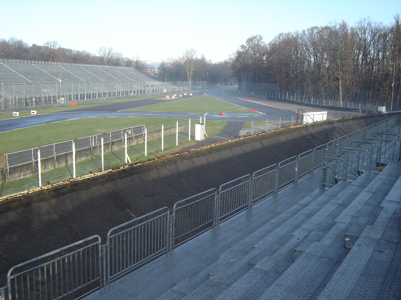 Autodromo di Monza - No. 6C_03 Tribuna Alta Velocità (12/2005)