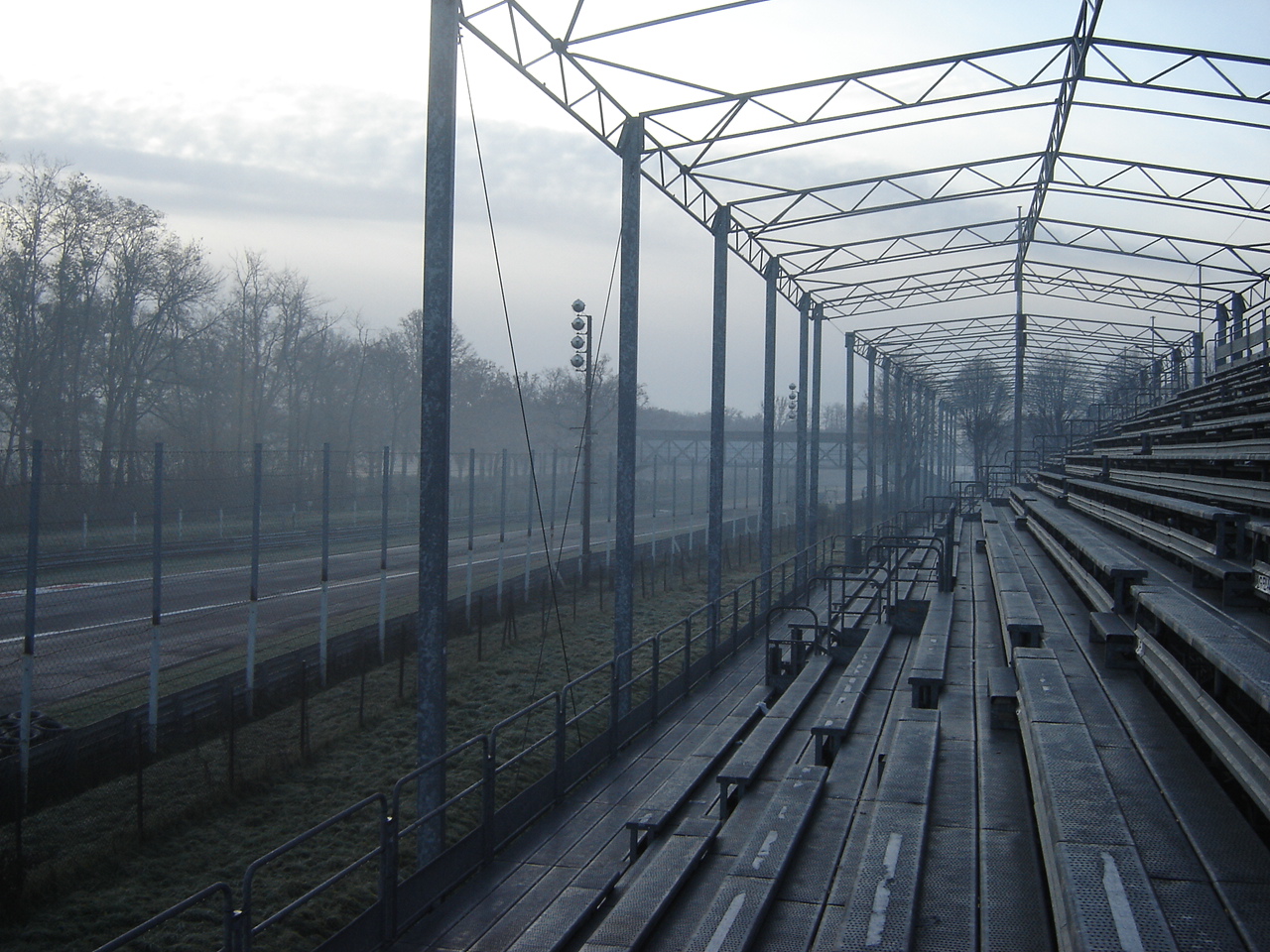 Autodromo di Monza - No. 18_03 Tribuna Ascari (12/2005)