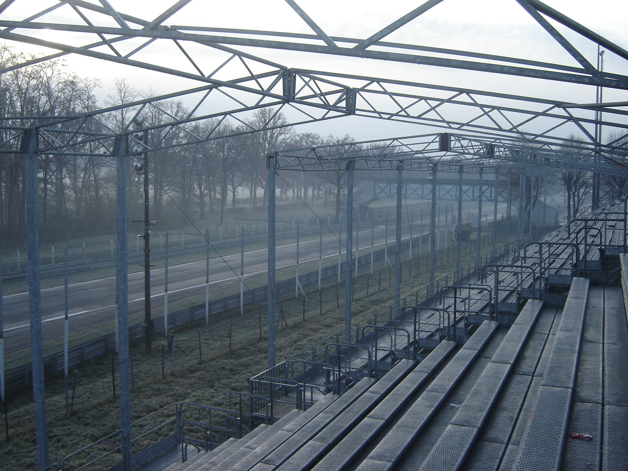 Autodromo di Monza - No. 18_05 Tribuna Ascari (12/2005)