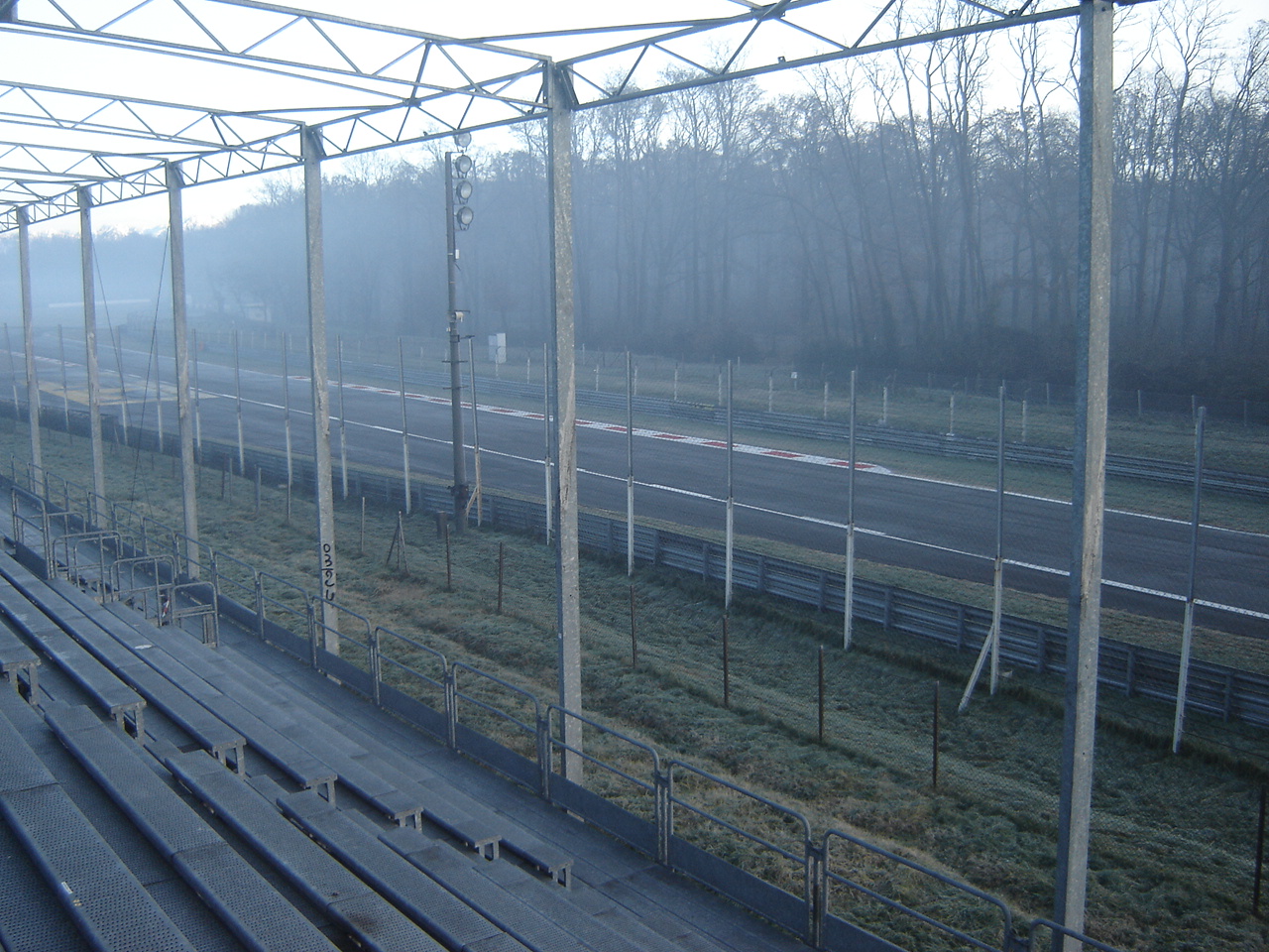 Autodromo di Monza - No. 19_B08 Tribuna Ascari (12/2005)
