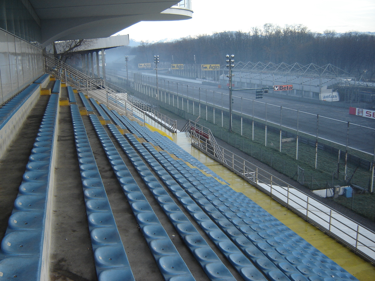 Autodromo di Monza - No. 01_09 Tribuna Centrale (12/2005)