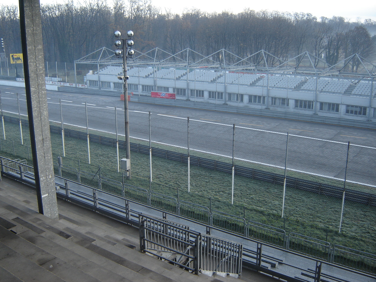 Autodromo di Monza - No. 04_03 Laterale sinistra (12/2005)