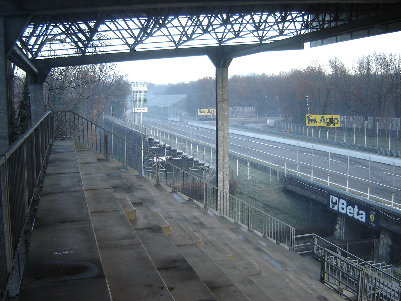 Autodromo di Monza - No. 04_06 Laterale sinistra (12/2005)