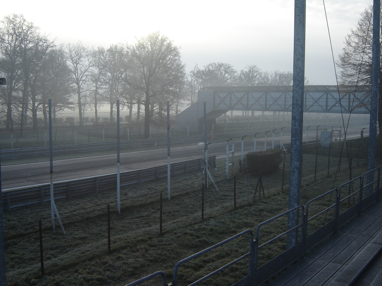 Autodromo di Monza - No. 20_05 Tribuna Ascari ex Museo (12/2005)