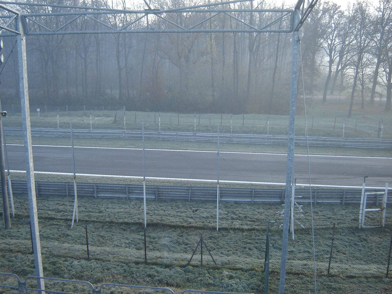 Autodromo di Monza - No. 20_09 Tribuna Ascari ex Museo (12/2005)